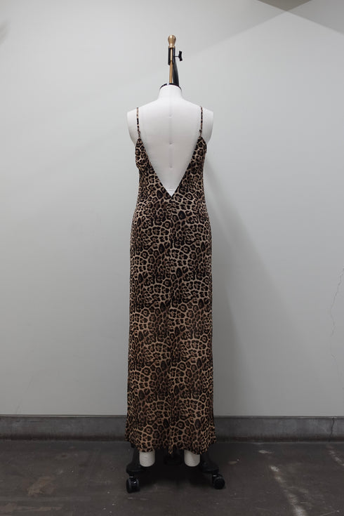 バックオープンレオパードワンピ